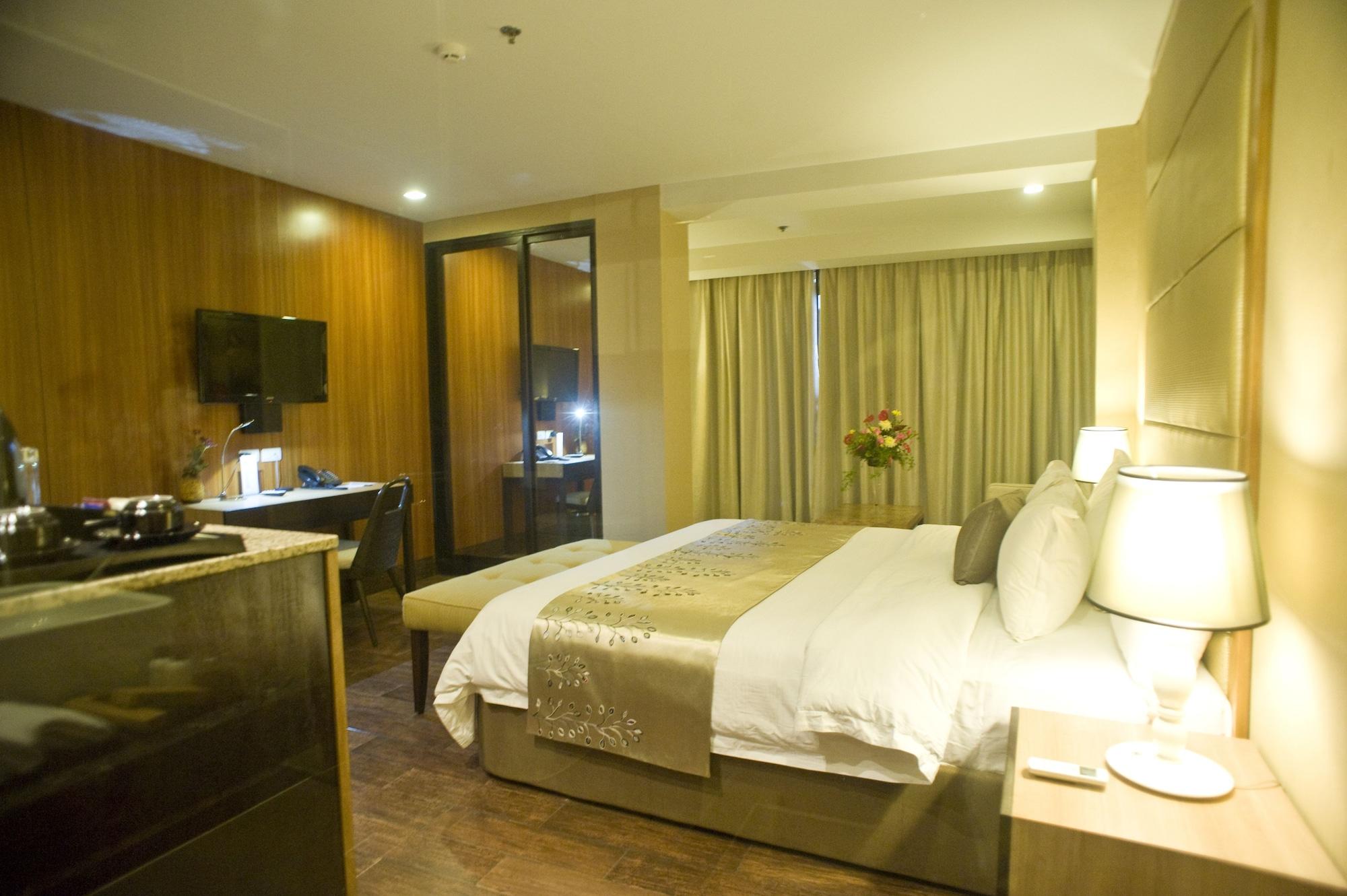 Goldberry Suites And Hotel - Mactan Lapu-Lapu City Buitenkant foto