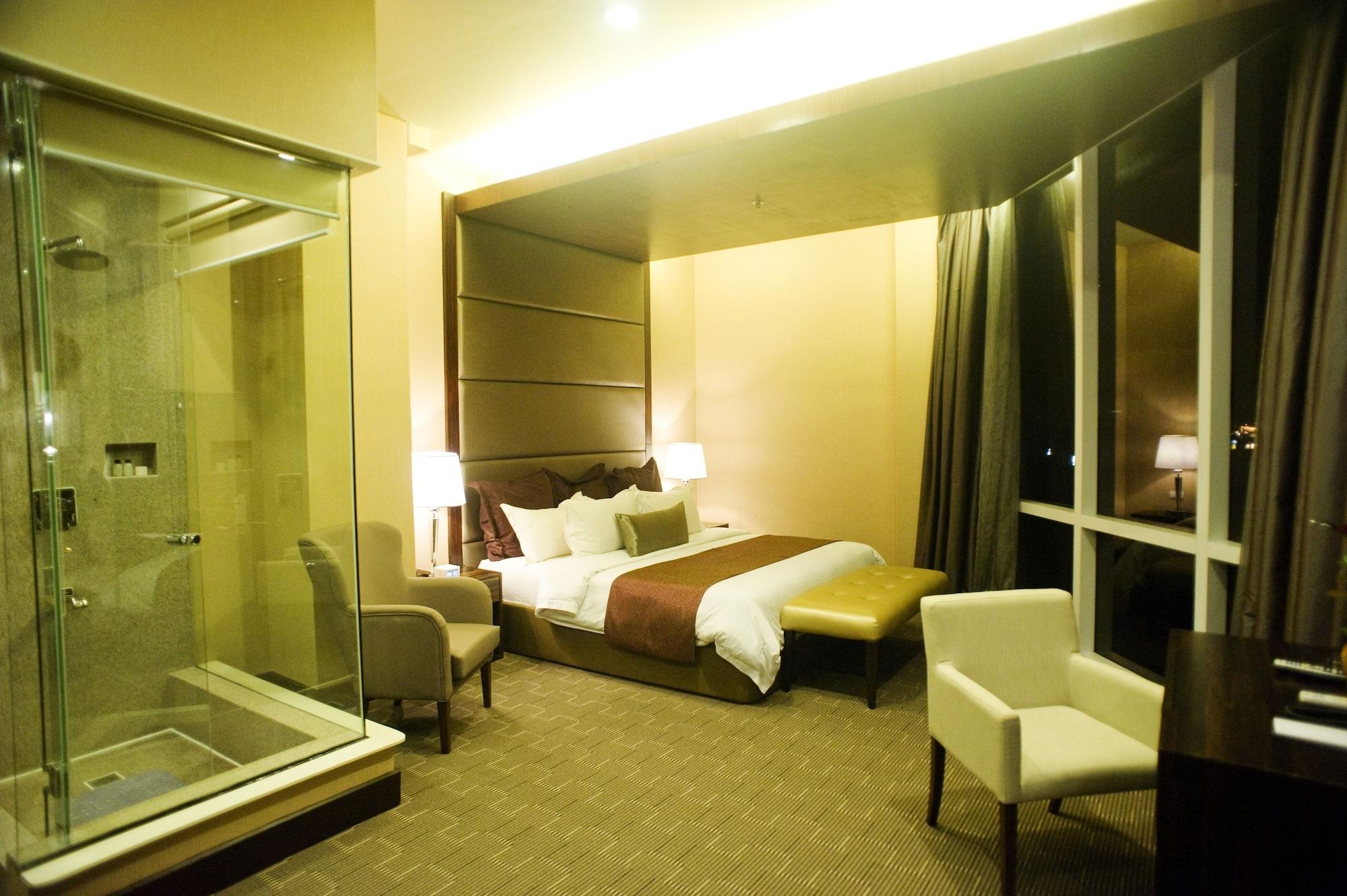 Goldberry Suites And Hotel - Mactan Lapu-Lapu City Buitenkant foto