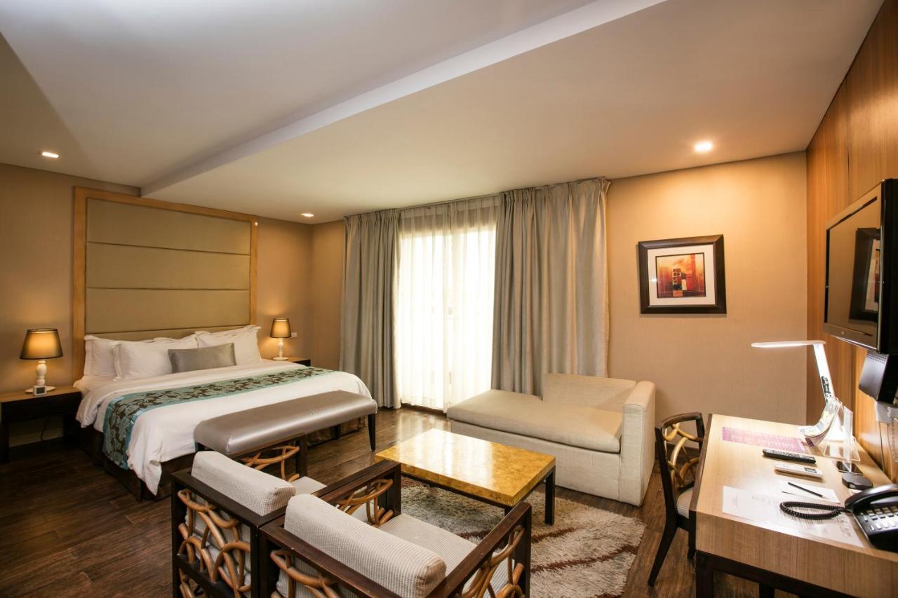 Goldberry Suites And Hotel - Mactan Lapu-Lapu City Buitenkant foto