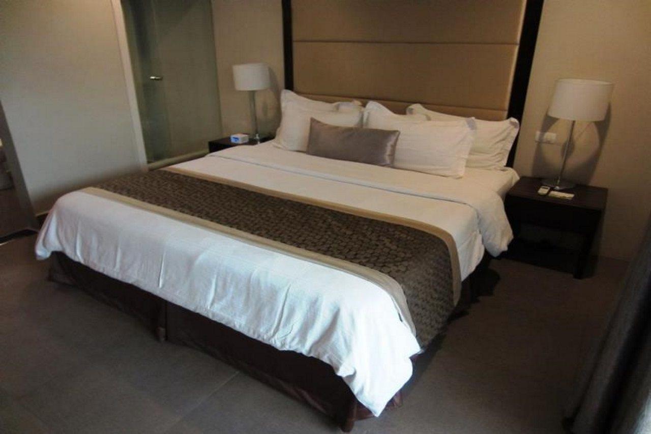 Goldberry Suites And Hotel - Mactan Lapu-Lapu City Buitenkant foto